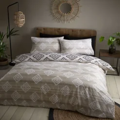 Catherine Lansfield Aztec Geo Geometric Duvet Cover Set With Pillowcases Natural -DIY catherine lansfield aztec geo geometric duvet cover set with pillowcases natural5057681106755 02c MP