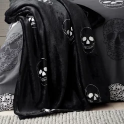 Catherine Lansfield Skulls Fleece Cosy Fleece 130x170cm Blanket Throw Grey 7 Catherine Lansfield Skulls Fleece Cosy Fleece 130x170cm Blanket Throw Grey -DIY catherine lansfield skulls fleece cosy fleece 130x170cm blanket throw grey5057681113876 03c MP