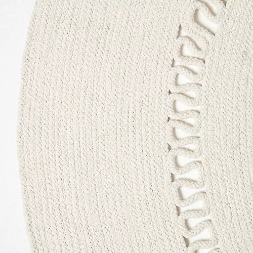 Homescapes Natural Crochet Braided Rug 120cm Round 5 Homescapes Natural Crochet Braided Rug 120cm Round - Image 3