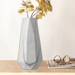 Livingandhome White Contemporary Hexagonal Ceramic Vase Desktop Art Decoration 160 X 330 Mm