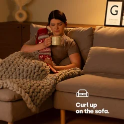 LIVIVO 2L Extra Long Fluffy Hot Water Bottle With Faux Fur Removable Cover, Machine Washable - 64cm/(Christmas Design W/ Pom Pom) -DIY livivo 2l extra long fluffy hot water bottle with faux fur removable cover machine washable 64cm christmas design w pom pom 5056295301655 04c MP