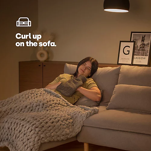 LIVIVO 2L Hot Water Bottle With A Removable Knitted Cover - With Built In Pockets, Natural Rubber & Faux Fur Warmer - Grey 5 LIVIVO 2L Hot Water Bottle With A Removable Knitted Cover - With Built In Pockets, Natural Rubber & Faux Fur Warmer - Grey - Image 3